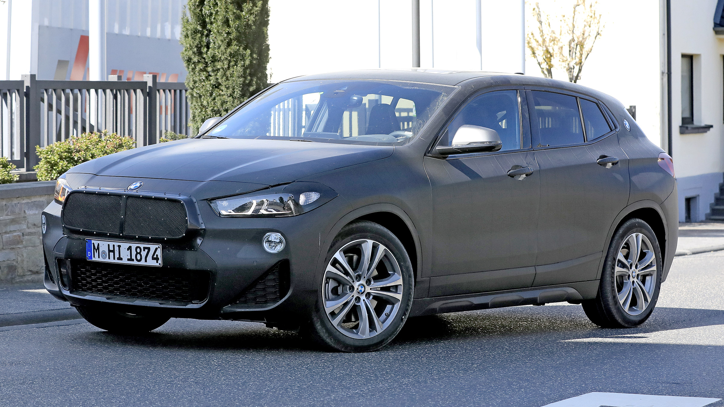 New facelifted BMW X2 SUV set to arrive in 2021  Auto Express